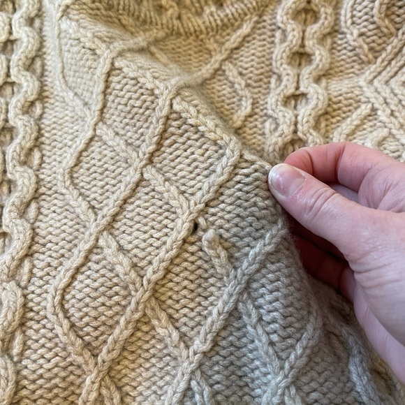 Inis Meais Ireland Cable Knit Sweater - Picture 8 of 12